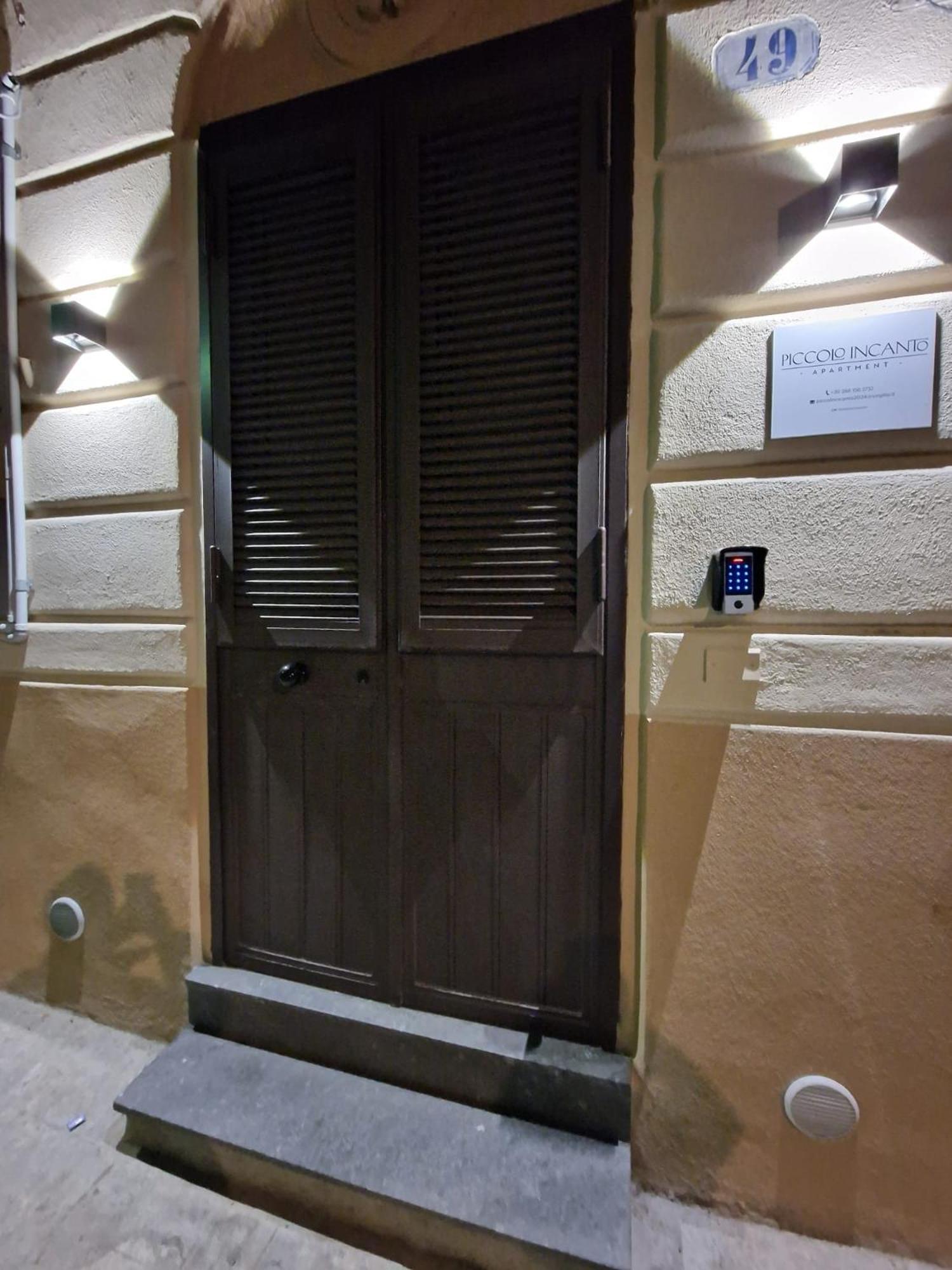Piccolo Incanto Apartment パレルモ エクステリア 写真